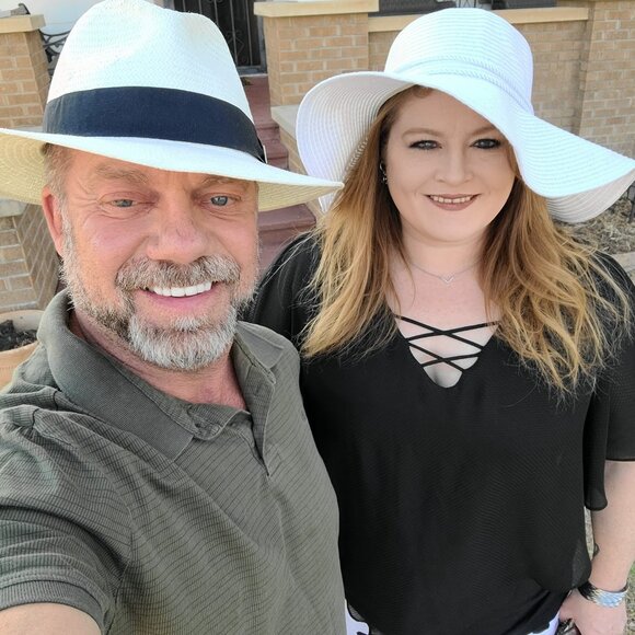 Meet your Posher, Julie - Picture 9 of 16